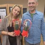 Organizatorzy Turnieju otrzymali kwiatki z wbitymi numerami 15, z okazji 15 edycji konkursu.